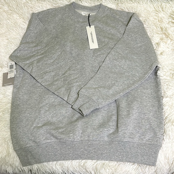 Community Oversized Crew Sweatshirt - Picture 2 of 4